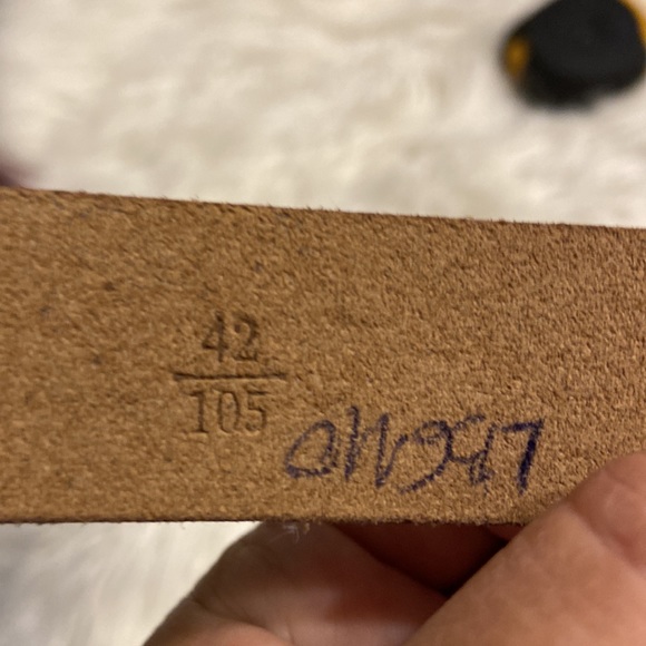 Women’s Belt long 41/42” excellent condition - Picture 4 of 6